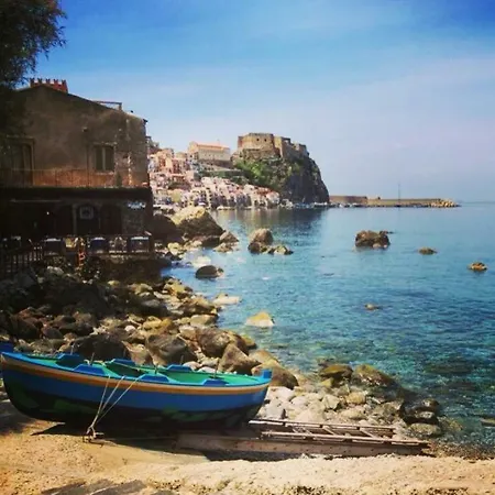 Gabbiano Azzurro Flat Chianalea Scilla