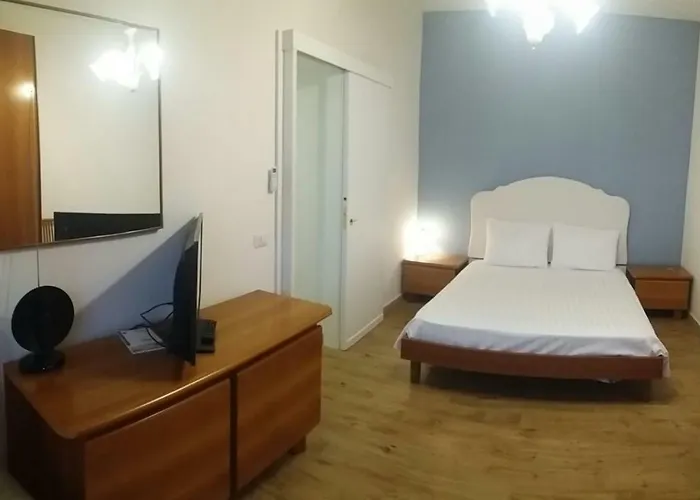 Gabbiano Azzurro Flat Chianalea * 希拉